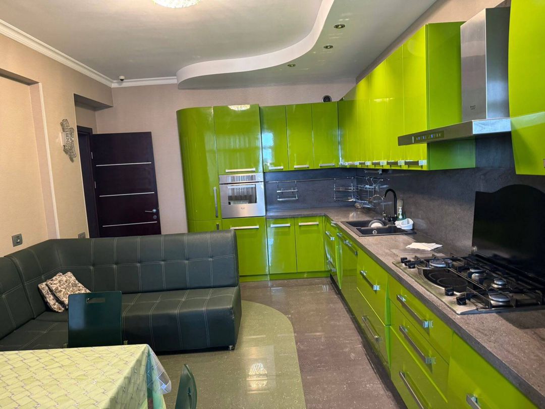 İcarəyə verilir 4 otaqlı yeni tikili 185 m² — Mənzil, Bakı (12)