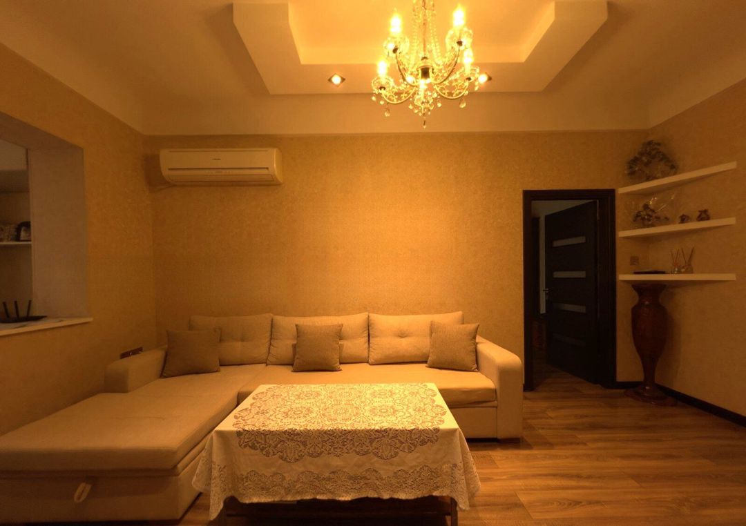 Satılır 3 otaqlı köhnə tikili 75 m² — Mənzil, Bakı (2)