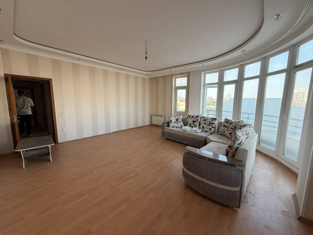 Satılır 3 otaqlı yeni tikili 145 m² — Mənzil, Bakı (2)