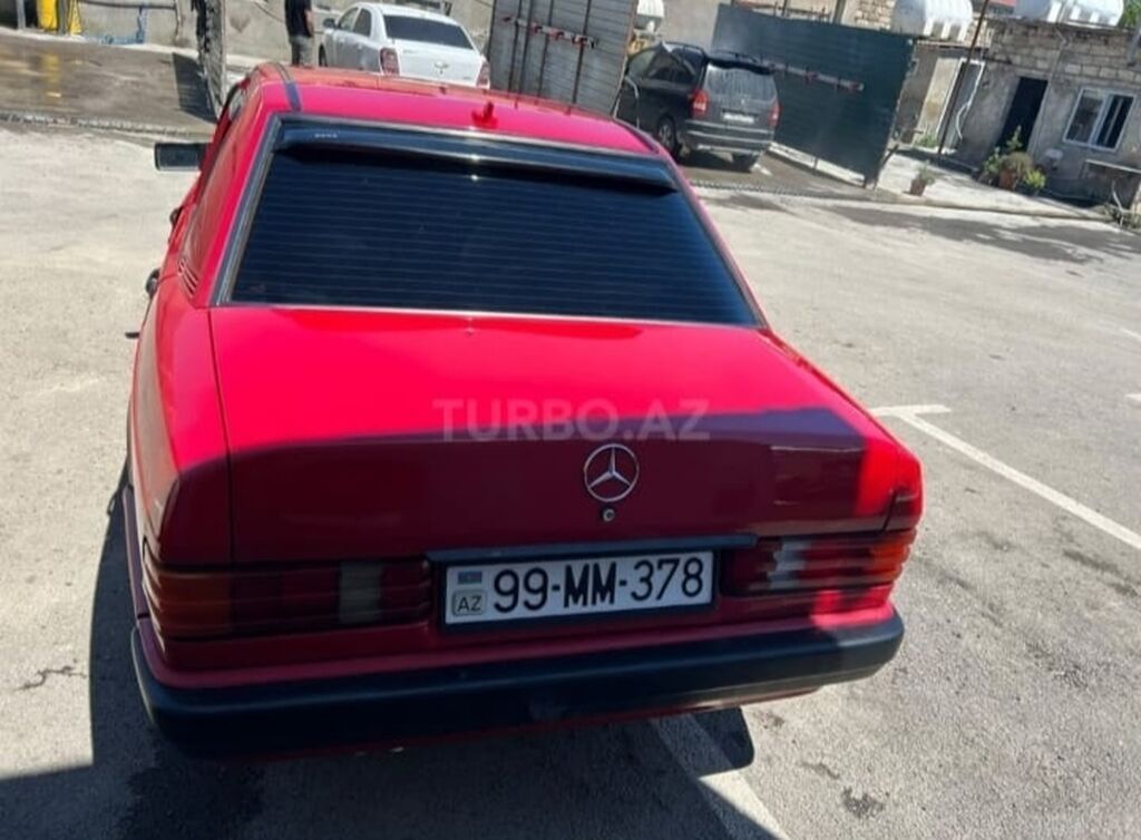 Mercedes-Benz 190 (W201): 2 l 1992 il Sedan 99-MM-378 — Avtomobillər, Digah (4)