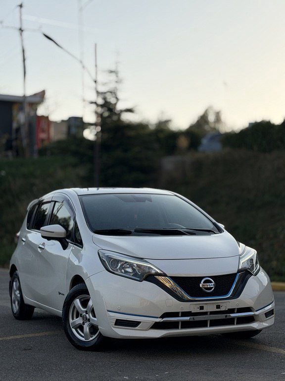 Nissan Note, 1.2 L, 1.5 kWh, 2017 il, 90 500 km — Avtomobillər, Bakı