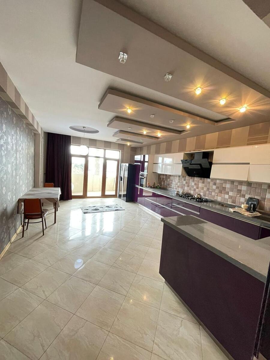 İcarəyə verilir 4 otaqlı yeni tikili 175 m² — Mənzil, Bakı (2)