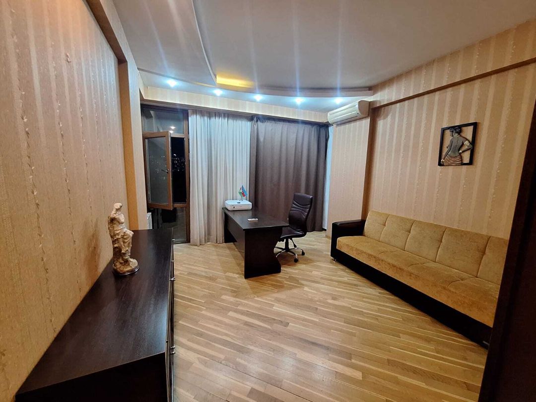 İcarəyə verilir 4 otaqlı yeni tikili 200 m² — Mənzil, Bakı (4)
