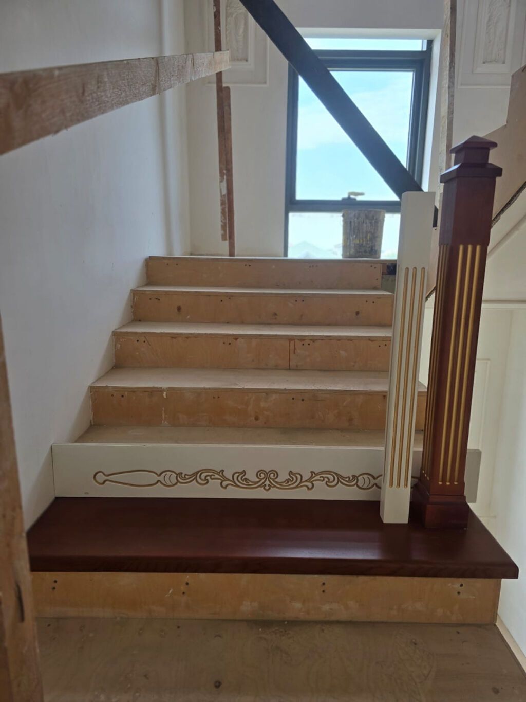 Pilleken görüş ağaci 120×30 maşin boyasile renglenib 48eded(komplekt) — Mebel, Bakı (3)