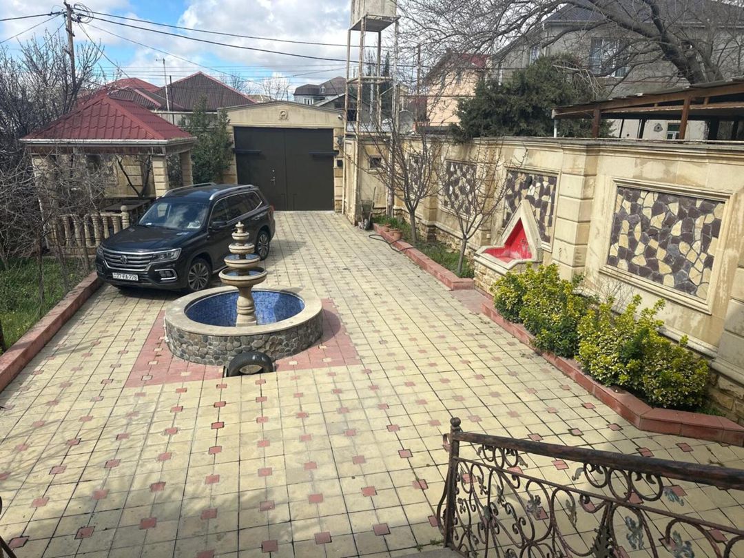 Satılır 6 otaqlı həyət evi/bağ evi 400 m² — Ev, villa, Bakı (3)