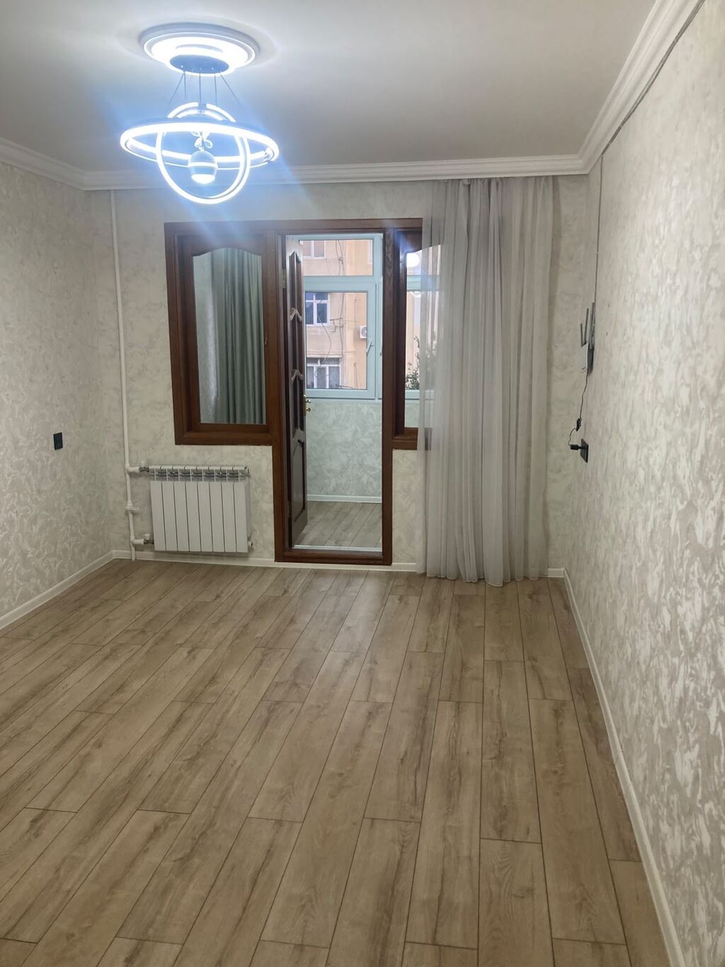 8 ci km qesebesi Cemsıd Naxcıvanskı Kucesı 70 nomreli mektebe — Mənzil, Bakı (4)