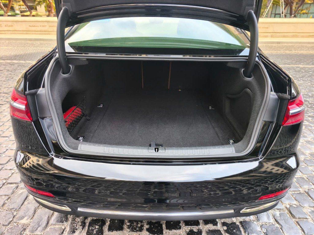 Audi A6, 2.0 L, 2019 il, 172 000 km — Avtomobillər, Bakı (10)