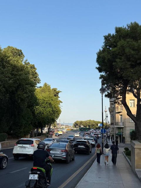 İcarəyə verilir 4 otaqlı köhnə tikili 120 m² — Bakı