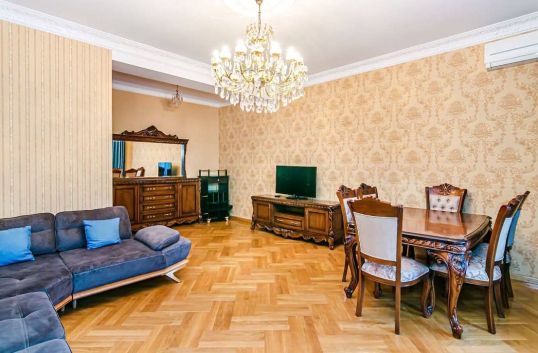 İcarəyə verilir 3 otaqlı yeni tikili 160 m² — Mənzil, Bakı