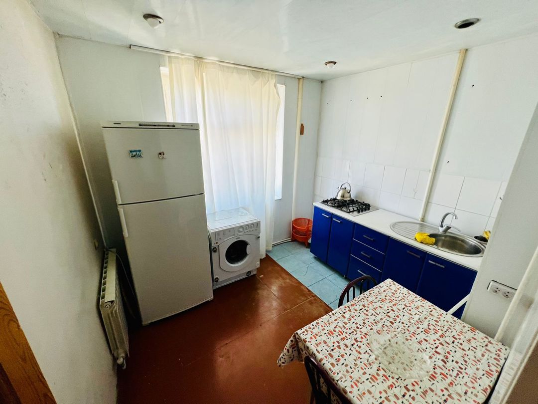 İcarəyə verilir 2 otaqlı köhnə tikili 60 m² — Mənzil, Bakı (7)