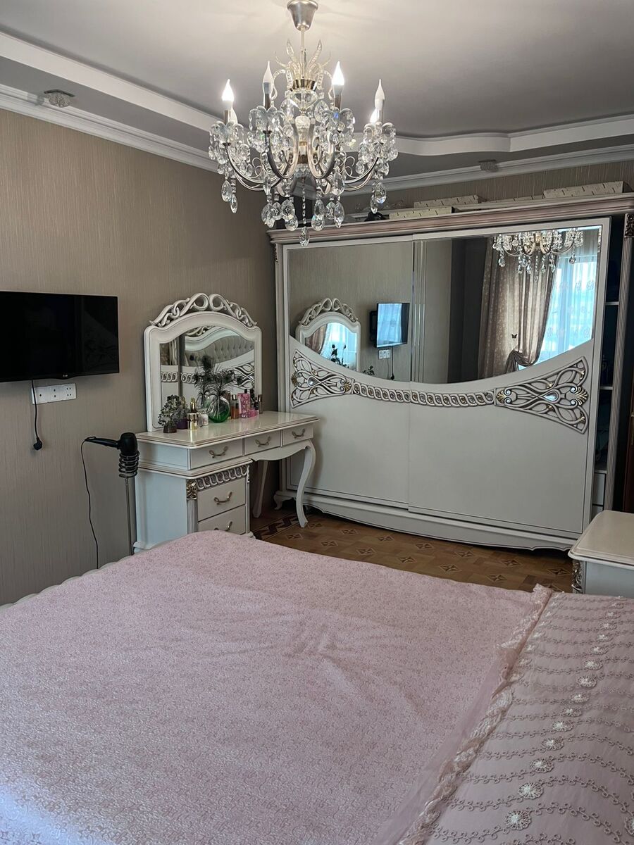 Satılır 4 otaqlı köhnə tikili 113 m² — Mənzil, Bakı (9)