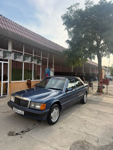 Mercedes 190, 2.0 L, 1992 il, 154 478 km — Şəmkir