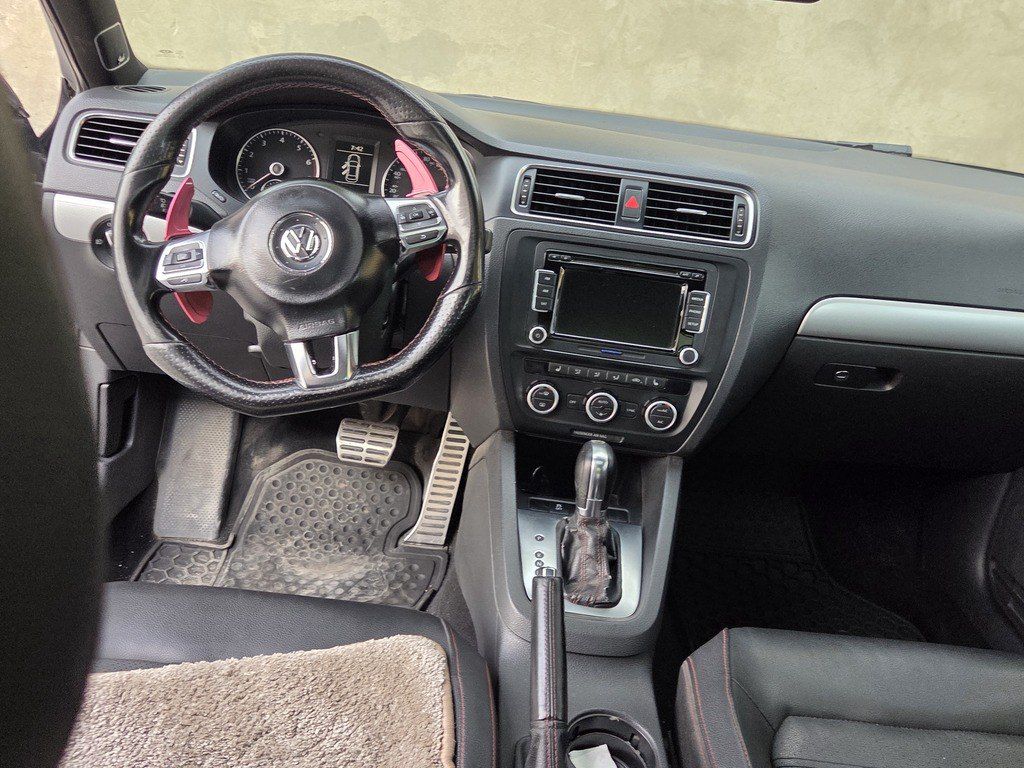 Volkswagen Jetta, 2.0 L, 2013 il, 276 000 km 99-HN-805 — Avtomobillər, Bakı (6)