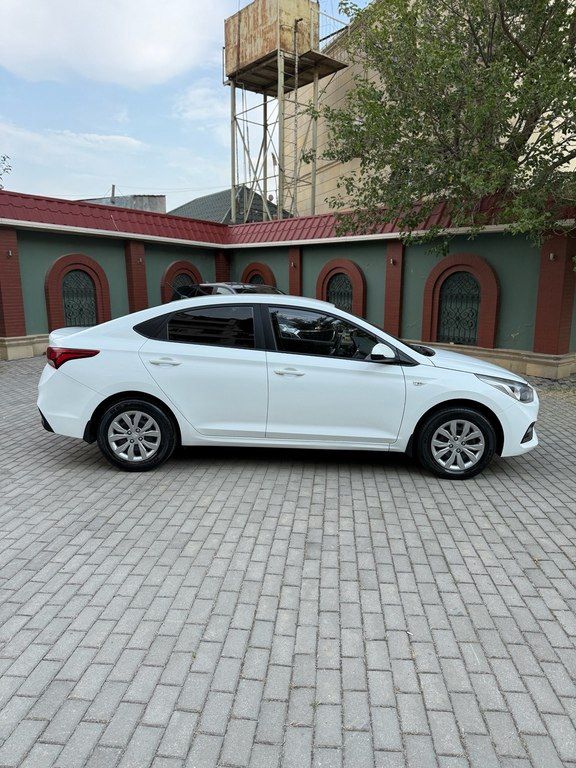 Hyundai Accent, 1.4 L, 2018 il, 104 407 km — Avtomobillər, Bakı (5)