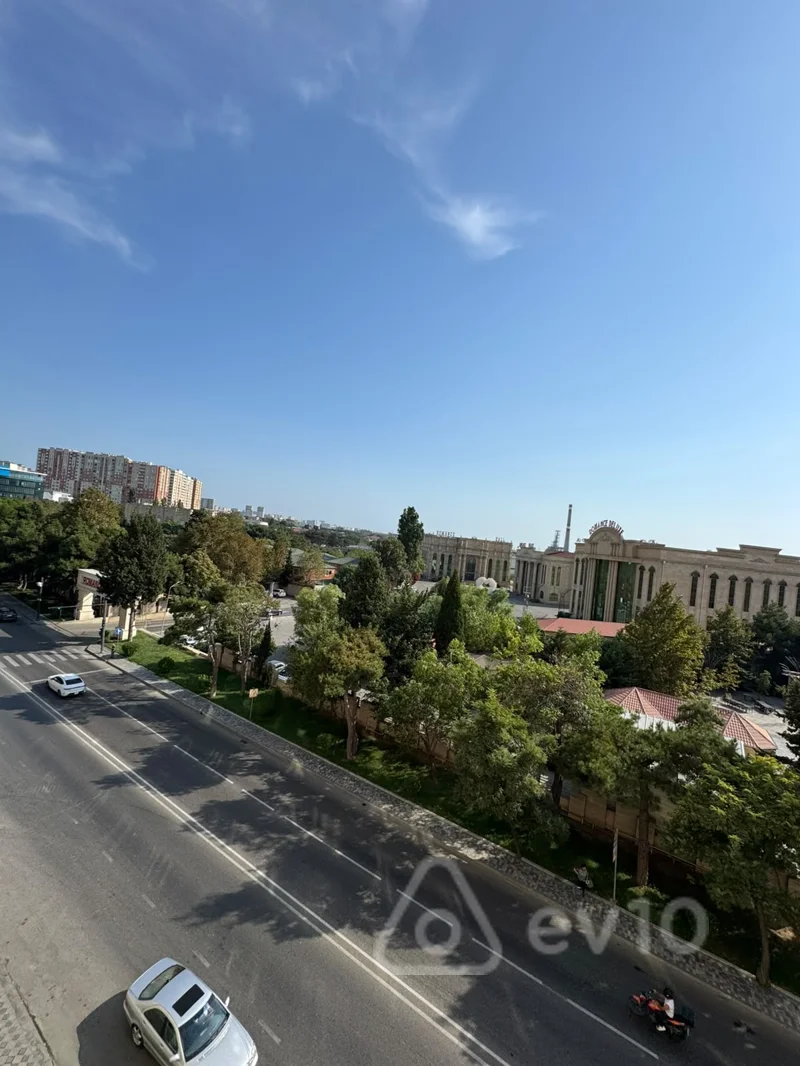 3 otaqlı mənzil, 105 m², Mehdi Abbasov küçəsi — Bakı
