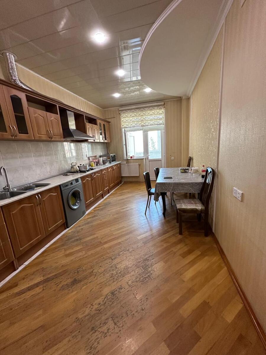 İcarəyə verilir 3 otaqlı yeni tikili 135 m² — Mənzil, Bakı (8)