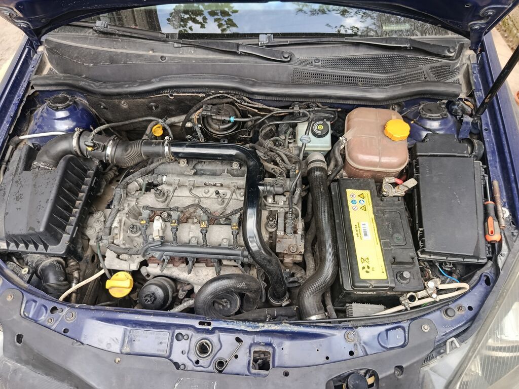 Opel Astra: 1.3 l 2006 il 400000 km Hetçbek 77-BS-489 — Avtomobillər, Digah (8)