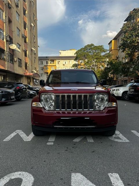 Jeep Liberty, 3.7 L, 2011 il, 140 000 km — Bakı