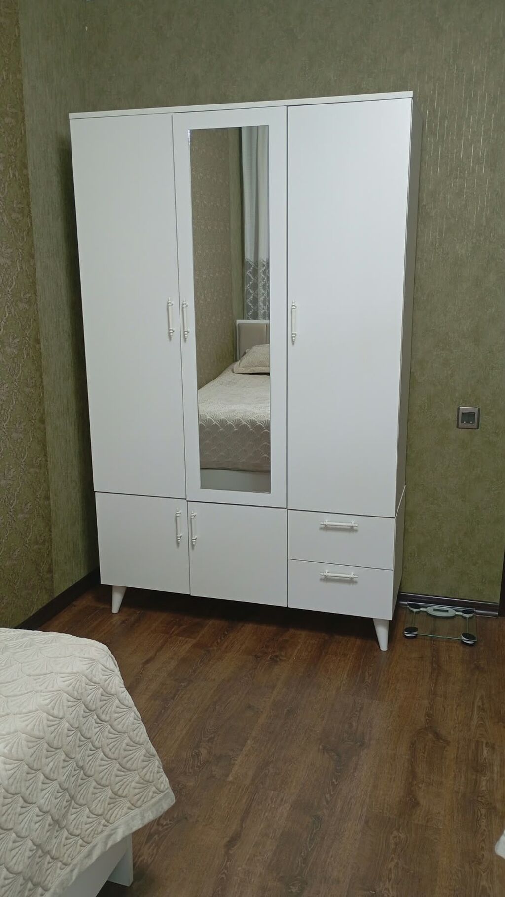 Dolab ideal veziyyetde 150azn Lokbatan (2334) Gunel1 — Şkaflar, Bakı