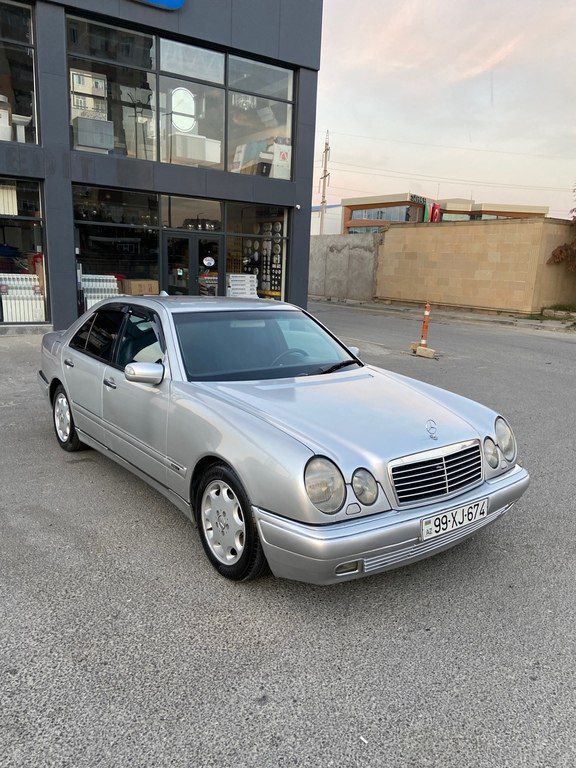 Mercedes E 240, 2.4 L, 1999 il, 380 000 km 99-XJ-674 — Avtomobillər, Bakı (3)