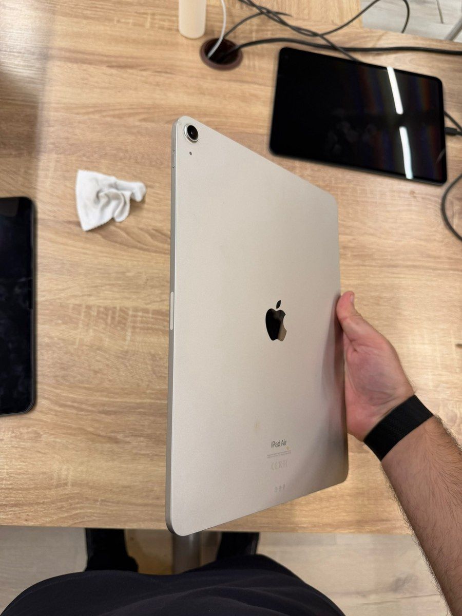 Apple İPad Air 13 İnch M2 Starlight 128GB — Planshetlər, Bakı (2)