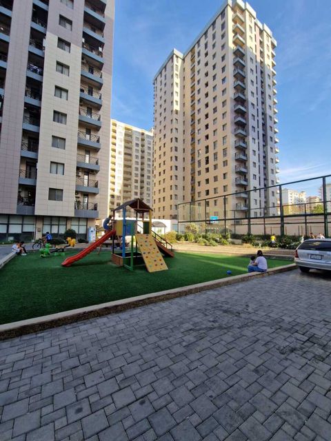 Satılır 4 otaqlı yeni tikili 191 m² — Bakı