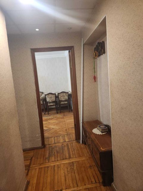 İcarəyə verilir 2 otaqlı köhnə tikili 45 m² — Bakı