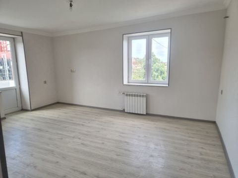 İcarəyə verilir 1 otaqlı köhnə tikili 35 m² — Sumqayıt