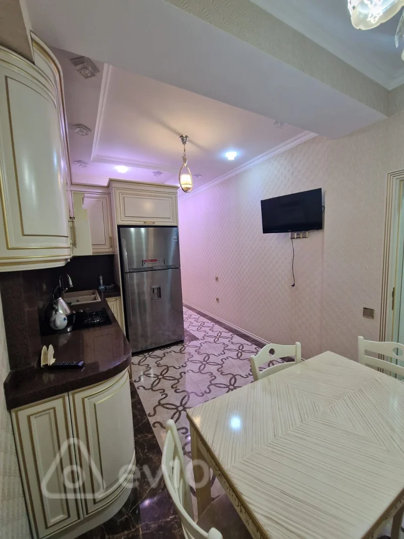 3 otaqlı mənzil, 130 m², Ataturk pr — kirayə — Bakı
