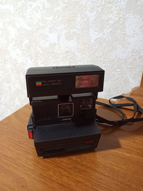 Polaroid 640 Land Camera – klassik instant fotoaparat. - 640 seriyası — Bakı