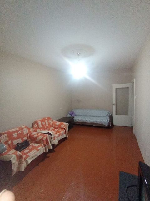 2-otaqlı mənzil kirayə verilir, Seyid Əzim Şirvani küç., 70 m² — Bakı