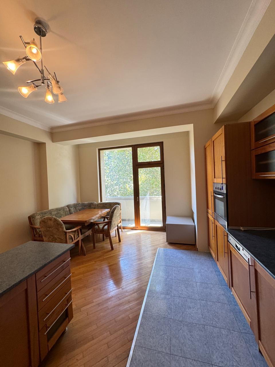 4 otaqlı mənzil, 152 m², Neftçilər prospekti — Mənzil, Bakı (7)