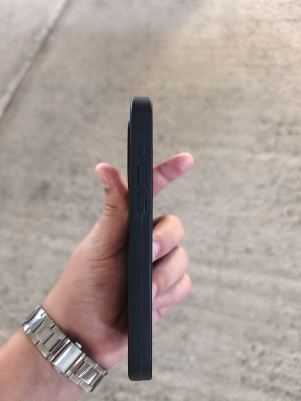 Apple iPhone üçün orijinal silikon/rezin qoruyucu keys - Rəng: qara — Digər, Bakı (4)