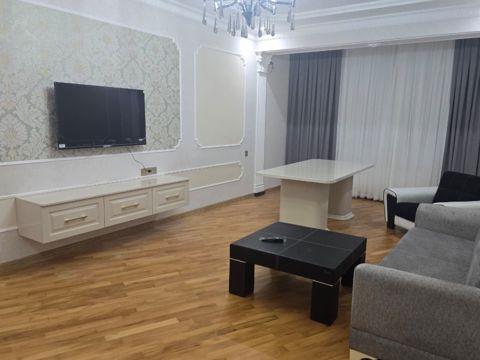 İcarəyə verilir 2 otaqlı yeni tikili 115 m² — Bakı