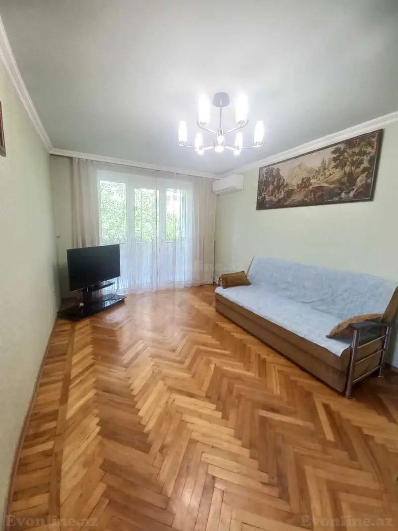 Kirayə verilir 2 otaqlı Mənzil Köhnə tikili 45 m² Bakı, Yasamal r., Elmlər Akademiyası m — Bakı
