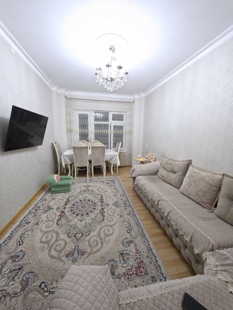 Satılır 3 otaqlı köhnə tikili 80 m² — Bakı