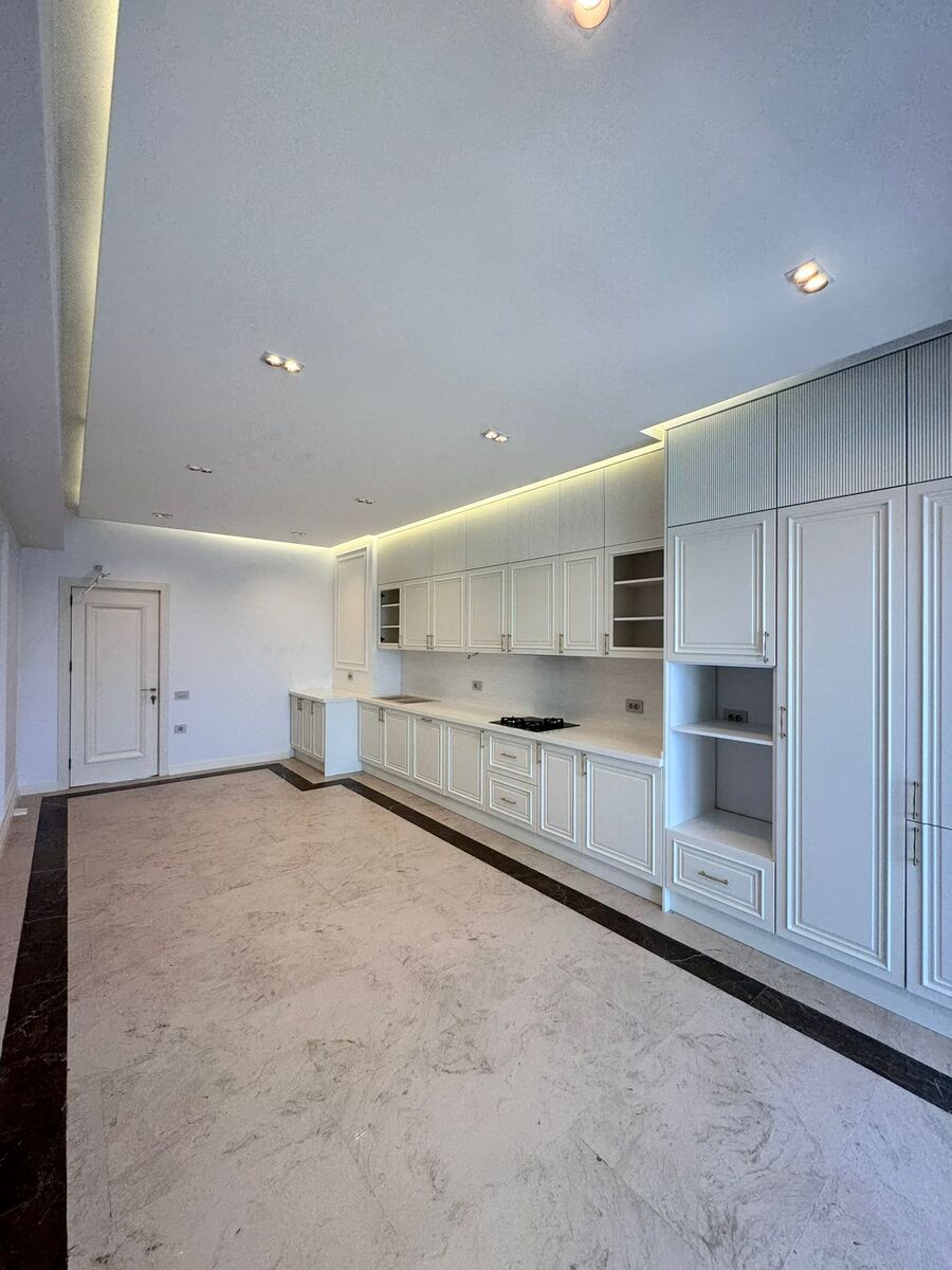 Satılır 4 otaqlı yeni tikili 240 m² — Mənzil, Bakı (10)