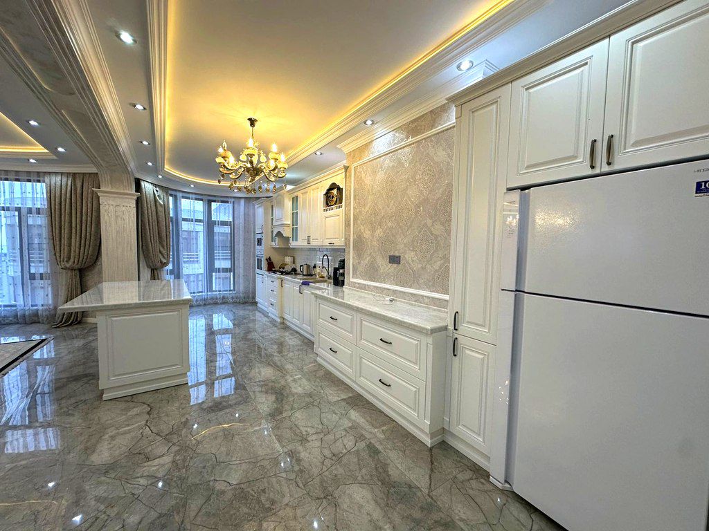 Satılır 4 otaqlı yeni tikili 191 m² — Mənzil, Bakı (7)