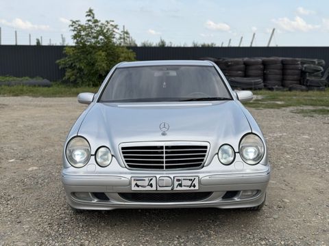 Mercedes E 240, 2.4 L, 2000 il, 446 000 km — Quba