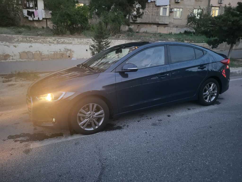 Hyundai Avante, 1.6 L, 2017 il, 113 000 km — Avtomobillər, Bakı (3)