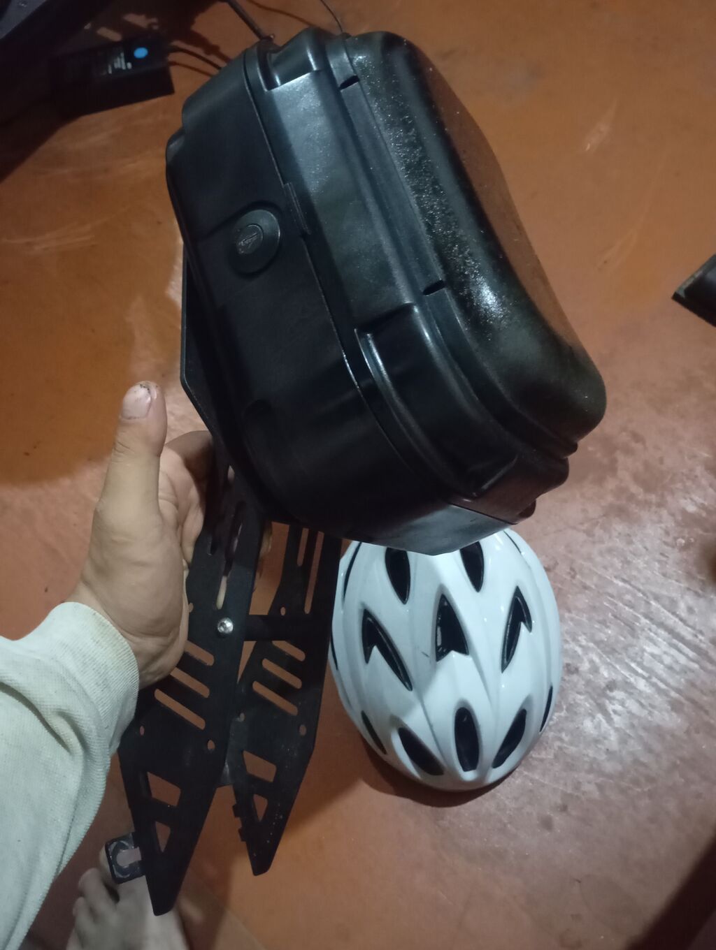 Velosiped dəsti: “S-Works” üslublu ventilyasiyalı kask + arxa baqaj — Ehtiyat hissələri və aksesuarlar, Digah (10)