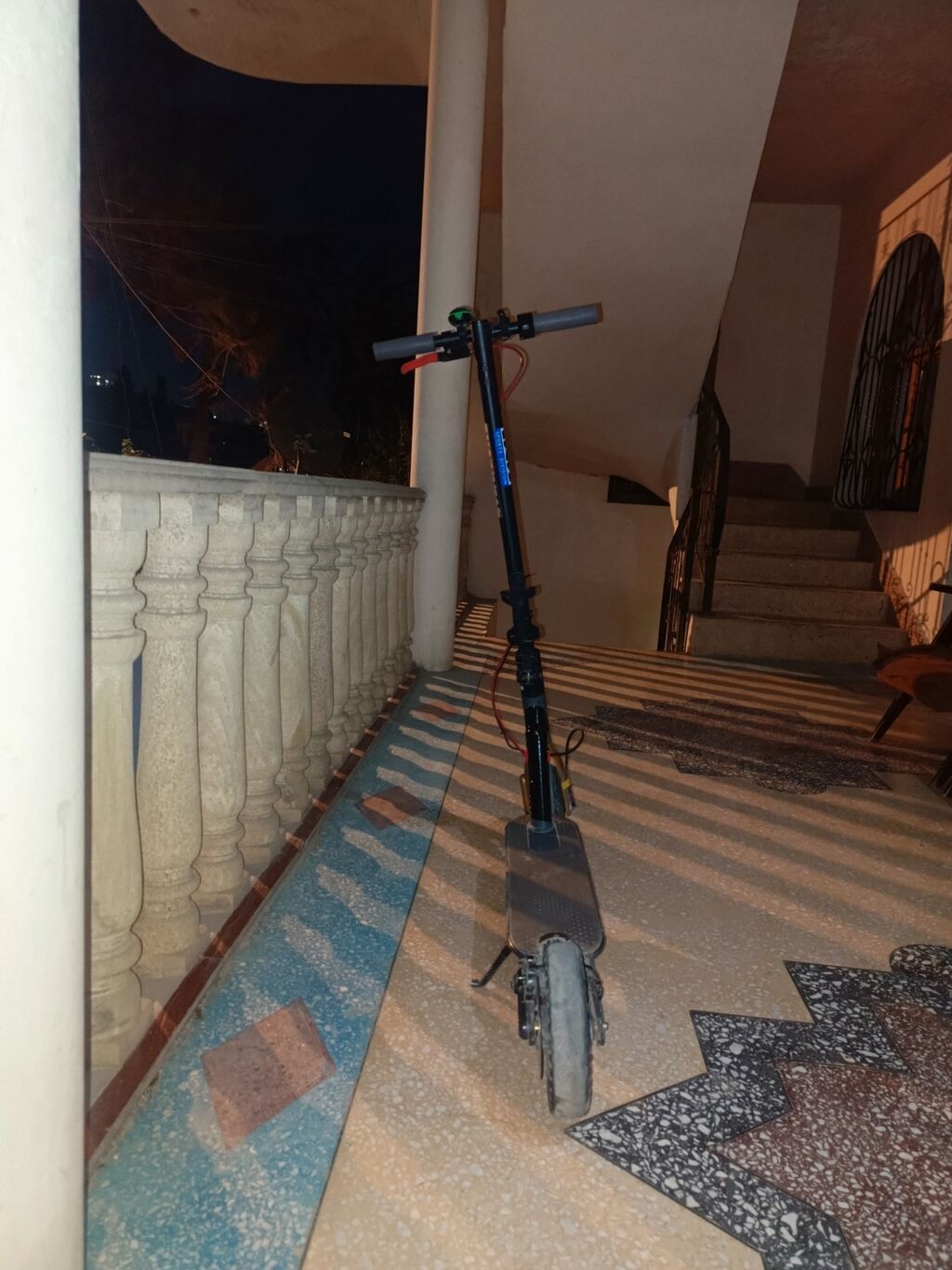 Elektrik skuteri – “Shimano” yazılı gövdə, qatlanan konstruksiya — Skuterlər, Bakı (2)