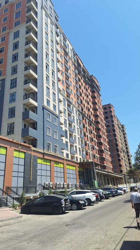 Satılır 3 otaqlı yeni tikili 86 m² — Bakı