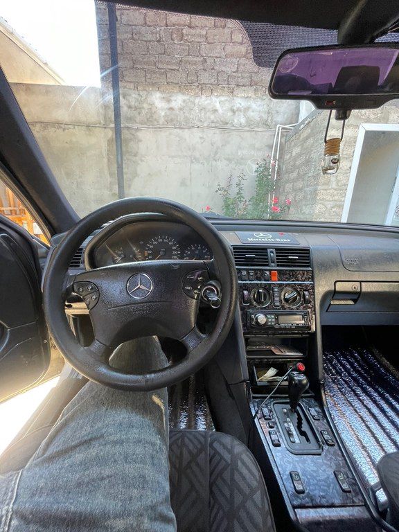 Mercedes C 220, 2.1 L, 2004 il, 400 000 km — Avtomobillər, Bakı (6)