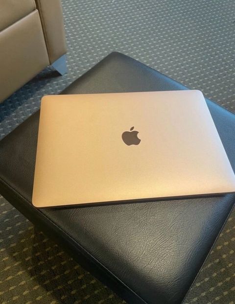 MacBook Air M1 (512GB) — Bakı