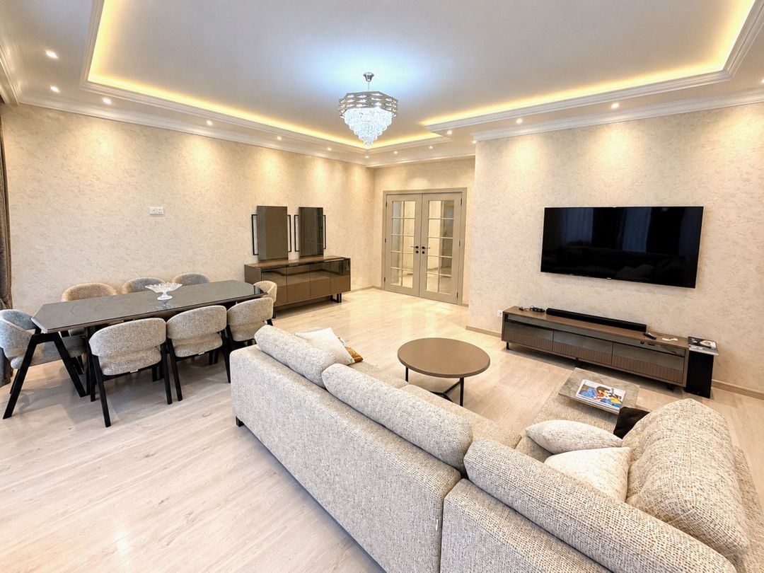 Satılır 3 otaqlı yeni tikili 150 m² — Mənzil, Bakı (6)