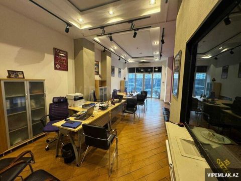 Xətai rayonunda 3 otaqlı Ofis Kirayə verilir, 100 m² — Bakı