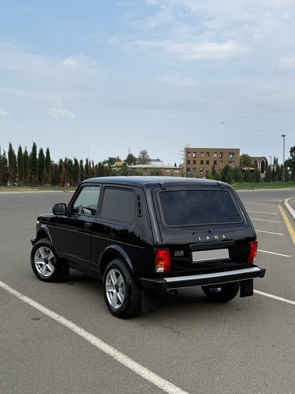 Lada (VAZ) Niva, 1.7 L, 2025 il, 12 800 km — Avtomobillər, Gəncə (2)