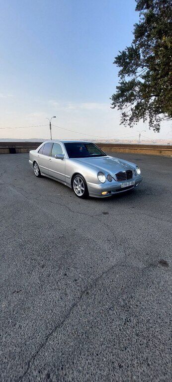 Mercedes E 220, 2.2 L, 2000 il, 300 000 km — Mingəçevir