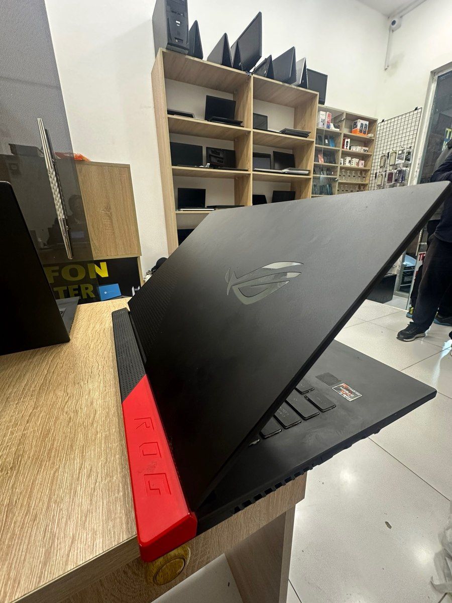 Asus rog striks — Noutbuklar, Bakı (2)